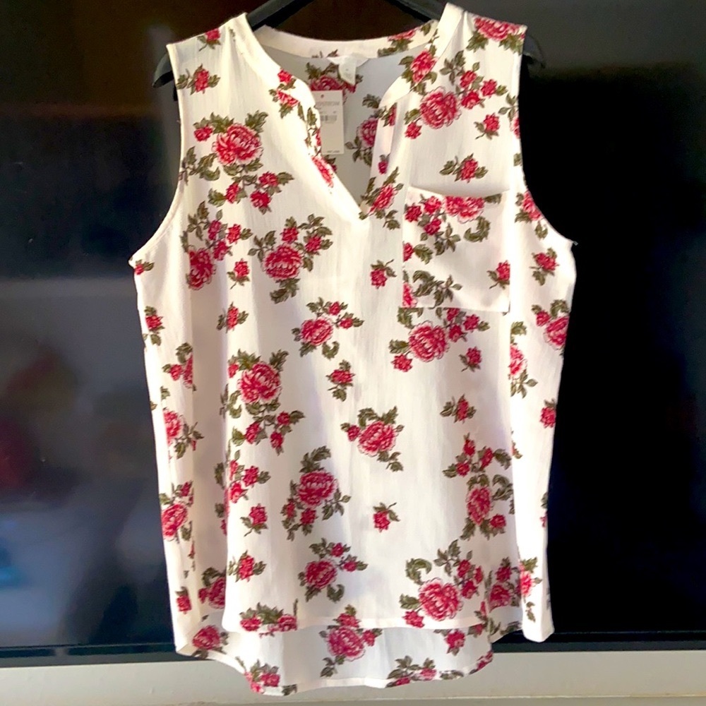 CASLON RED ROSE FLORAL PRINT IVORY SLEEVELESS TOP SPLIT NECKLINE